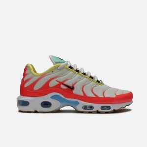 Nike Air Max Plus 'Legend of Her' Womens 5